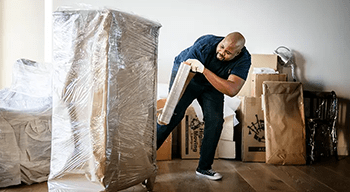 How does RSL organize packaging services?